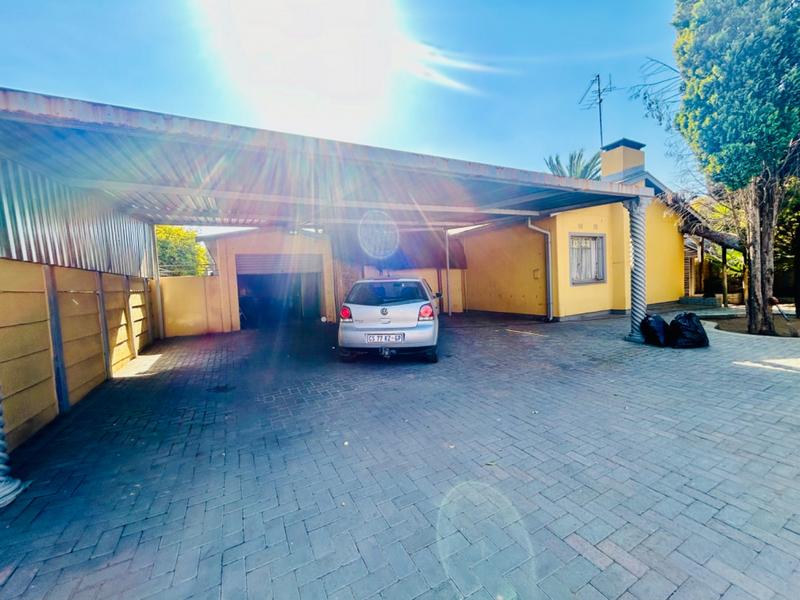 3 Bedroom Property for Sale in Vanderbijlpark SW 1 Gauteng