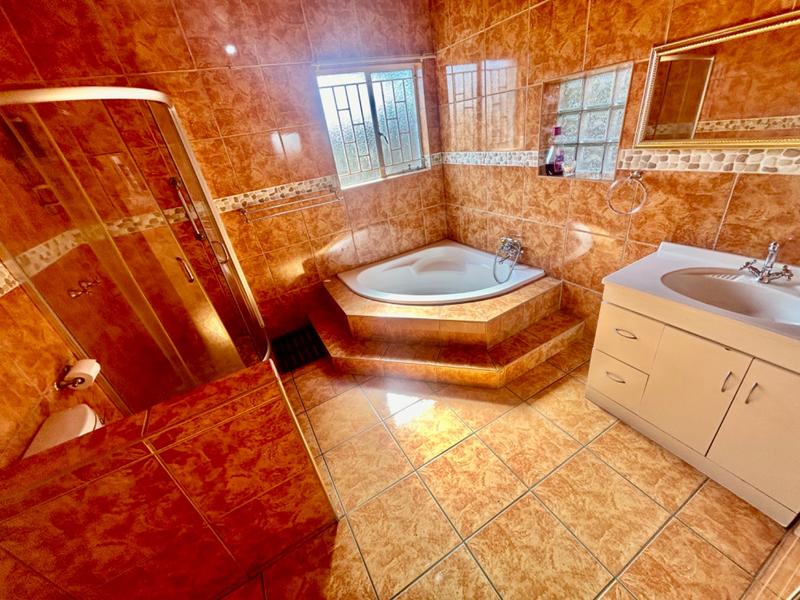3 Bedroom Property for Sale in Vanderbijlpark SW 1 Gauteng