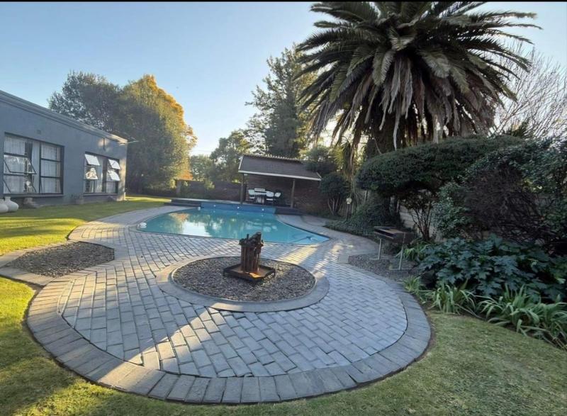 5 Bedroom Property for Sale in Vanderbijlpark Sw 2 Gauteng