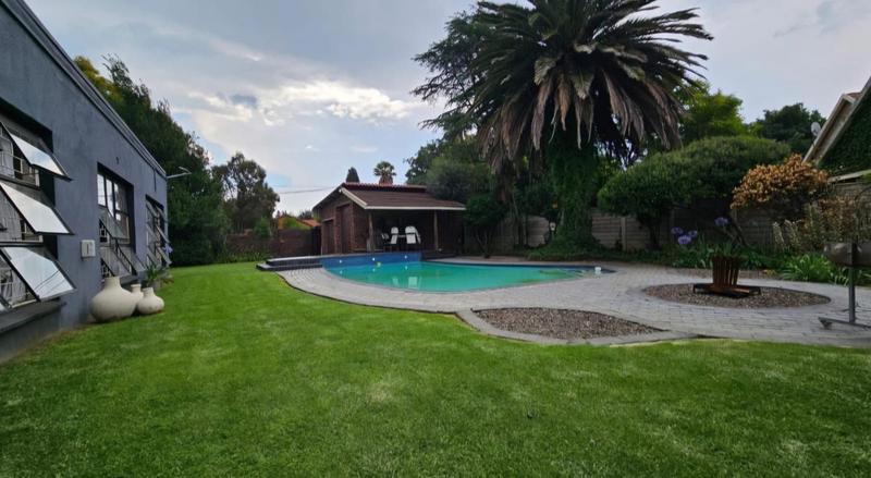 5 Bedroom Property for Sale in Vanderbijlpark Sw 2 Gauteng
