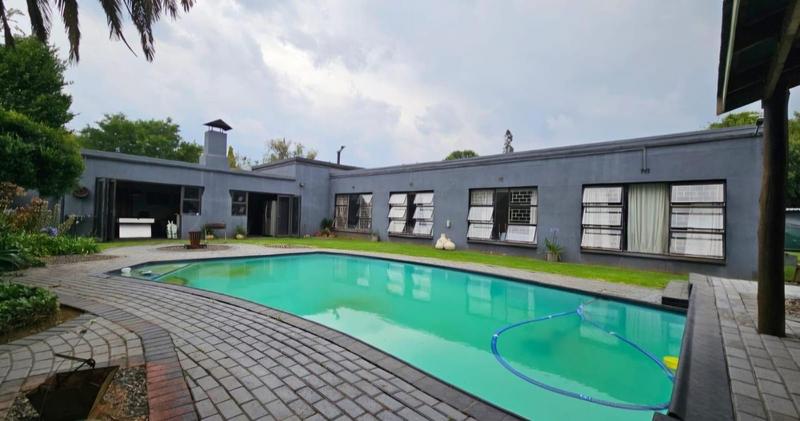 5 Bedroom Property for Sale in Vanderbijlpark Sw 2 Gauteng