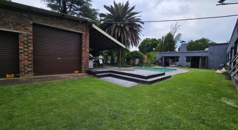 5 Bedroom Property for Sale in Vanderbijlpark Sw 2 Gauteng