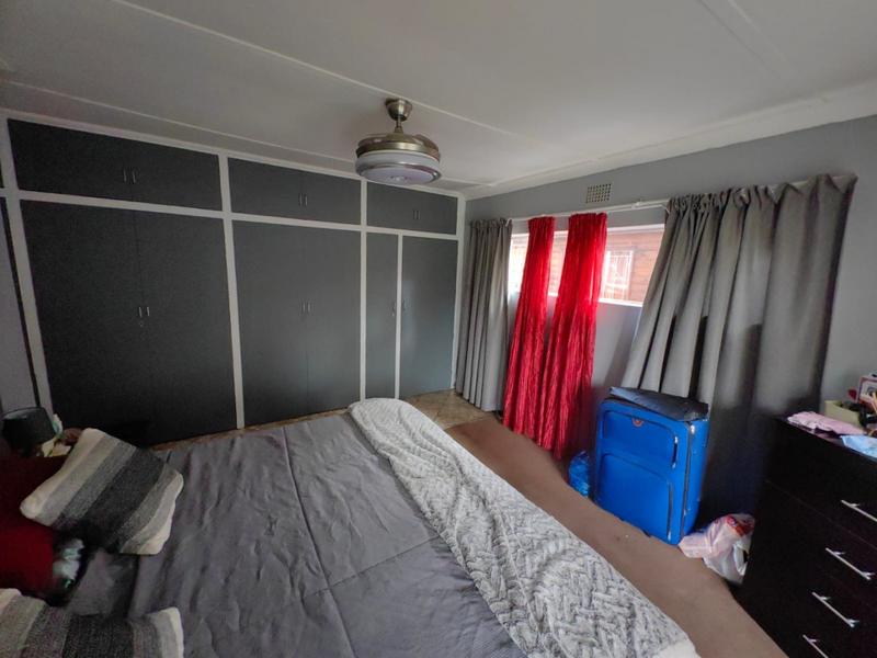 3 Bedroom Property for Sale in Vanderbijlpark SW 5 Gauteng