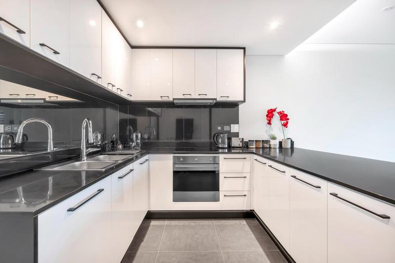 To Let 1 Bedroom Property for Rent in Rosebank Gauteng