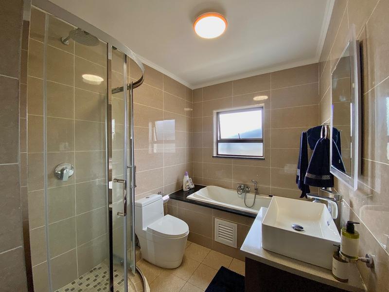 To Let 2 Bedroom Property for Rent in Blue Hills Gauteng