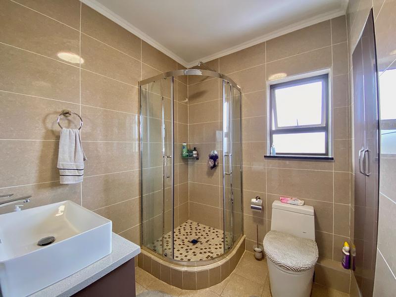 To Let 2 Bedroom Property for Rent in Blue Hills Gauteng