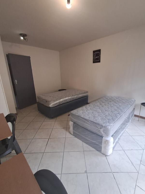 To Let 3 Bedroom Property for Rent in Gezina Gauteng