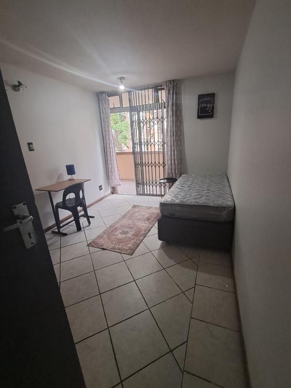 To Let 3 Bedroom Property for Rent in Gezina Gauteng