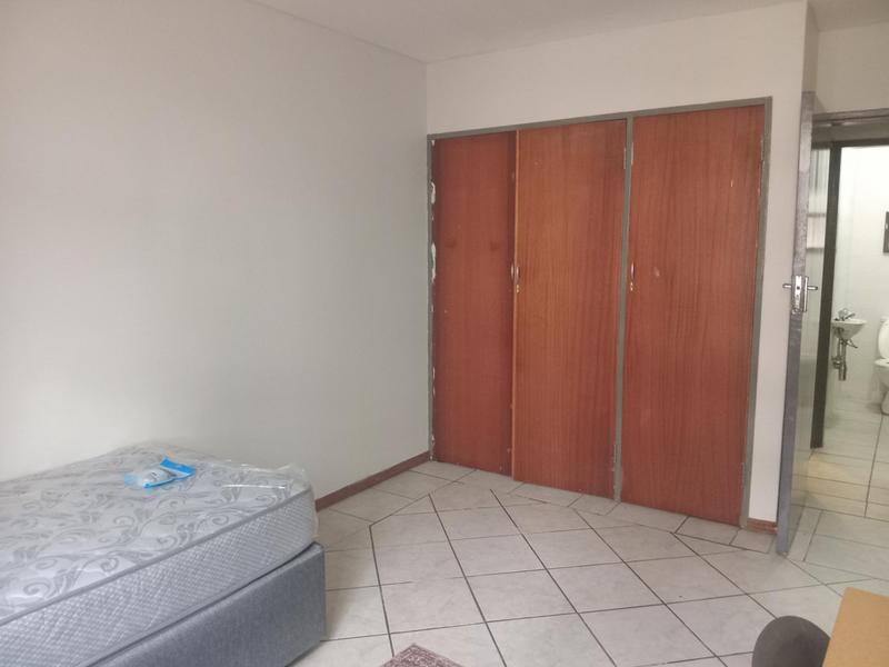 To Let 3 Bedroom Property for Rent in Gezina Gauteng