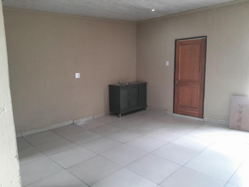 To Let 1 Bedroom Property for Rent in Naledi Gauteng