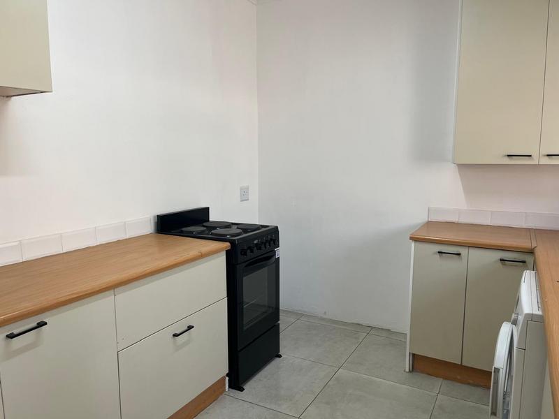 To Let 2 Bedroom Property for Rent in Blairgowrie Gauteng