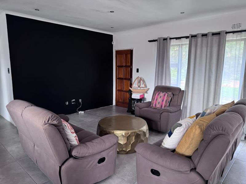 To Let 3 Bedroom Property for Rent in Vorna Valley Gauteng