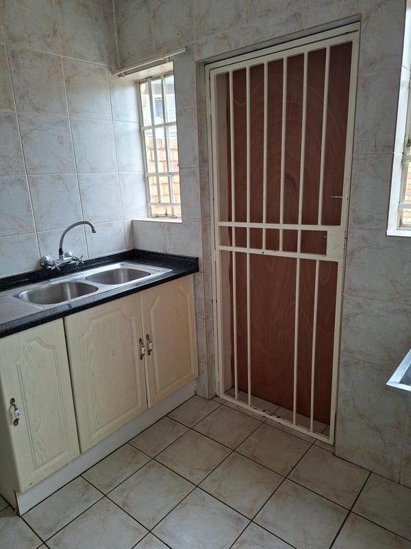 To Let 3 Bedroom Property for Rent in Clubview Gauteng