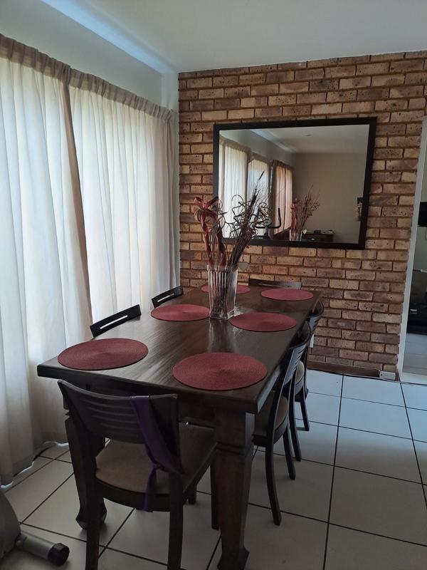 To Let 3 Bedroom Property for Rent in Clubview Gauteng