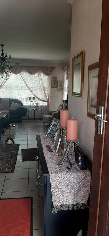 To Let 2 Bedroom Property for Rent in Rant En Dal Gauteng