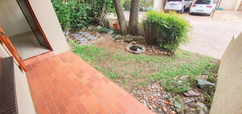 To Let 2 Bedroom Property for Rent in Sunninghill Gauteng