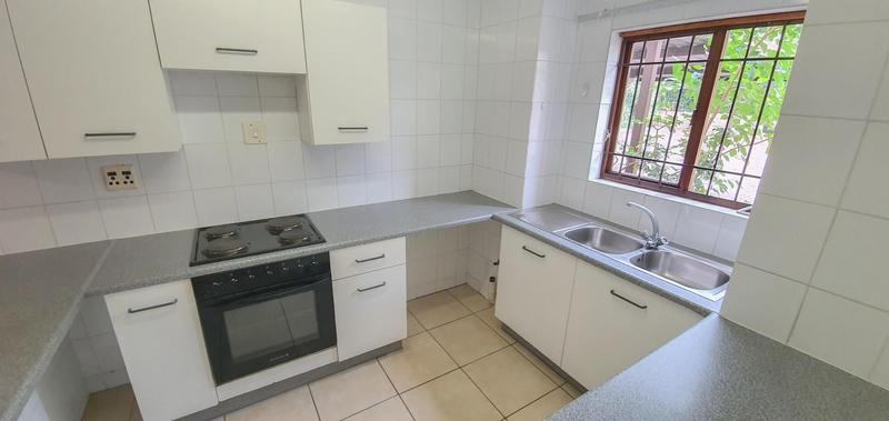 To Let 2 Bedroom Property for Rent in Sunninghill Gauteng