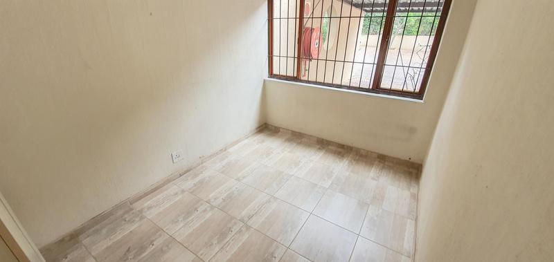 To Let 2 Bedroom Property for Rent in Sunninghill Gauteng