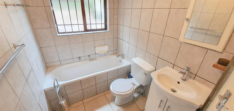 To Let 2 Bedroom Property for Rent in Sunninghill Gauteng