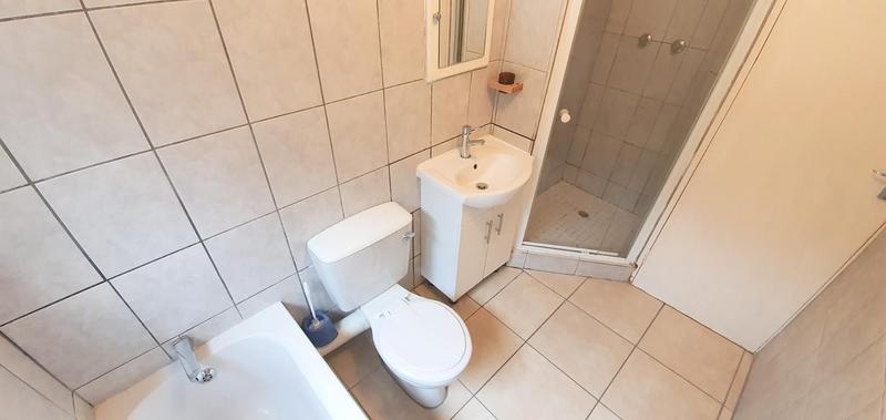 To Let 2 Bedroom Property for Rent in Sunninghill Gauteng