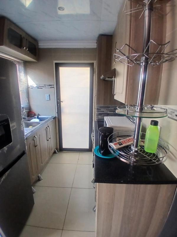 2 Bedroom Property for Sale in Mahube Valley Gauteng