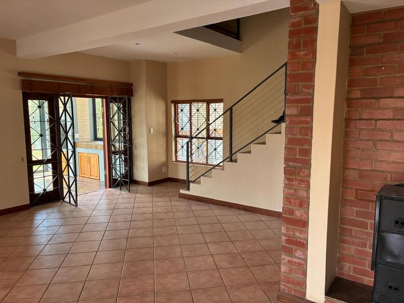 To Let 4 Bedroom Property for Rent in Waterkloof Ridge Gauteng