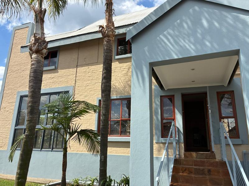 To Let 4 Bedroom Property for Rent in Waterkloof Ridge Gauteng