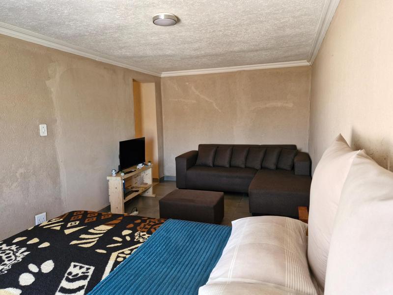 To Let 1 Bedroom Property for Rent in Tembisa Gauteng