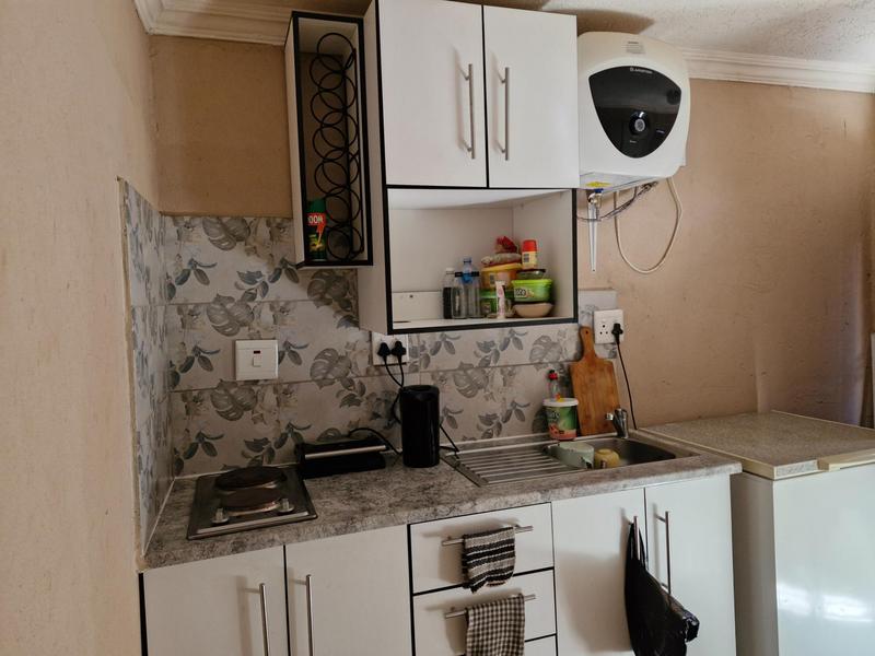 To Let 1 Bedroom Property for Rent in Tembisa Gauteng