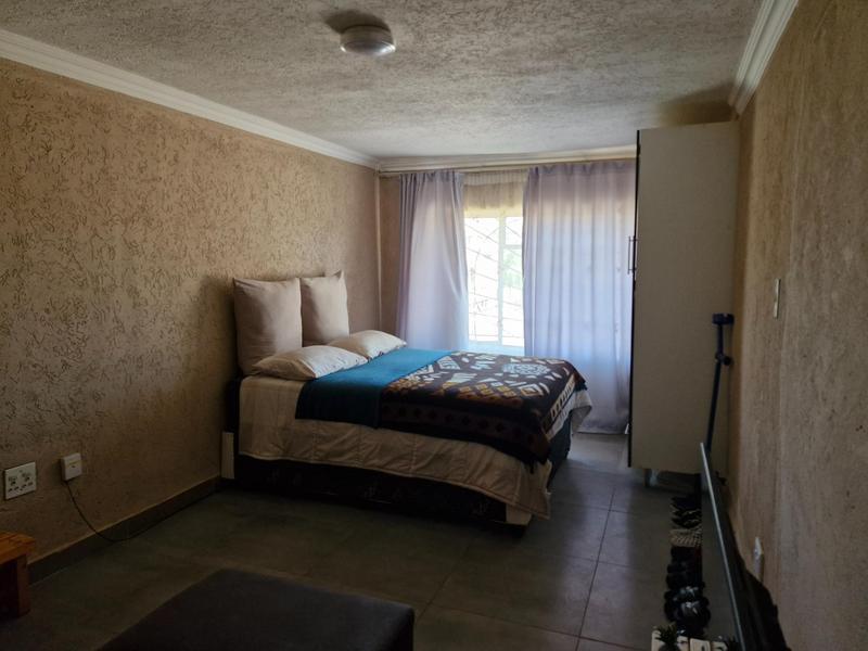 To Let 1 Bedroom Property for Rent in Tembisa Gauteng
