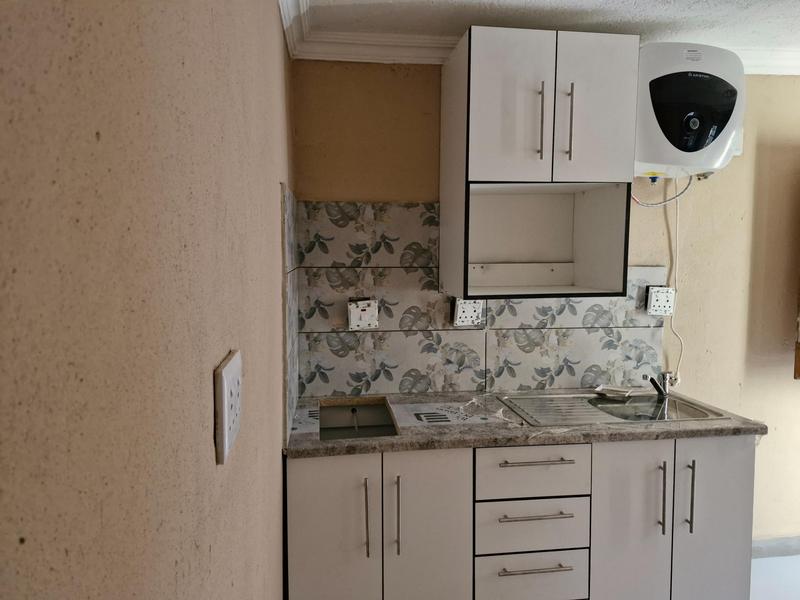 To Let 1 Bedroom Property for Rent in Tembisa Gauteng