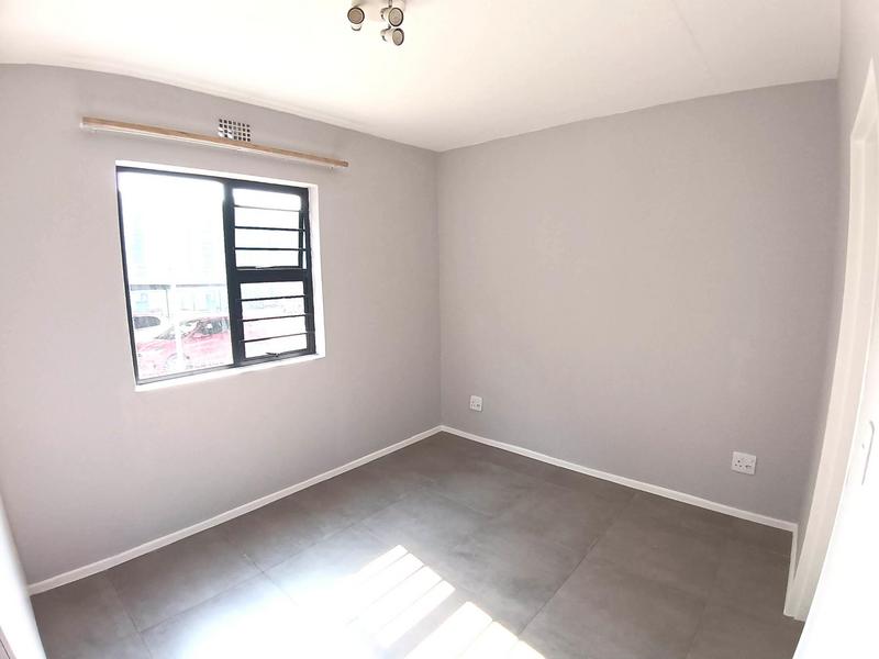 To Let 2 Bedroom Property for Rent in Noordwyk Gauteng