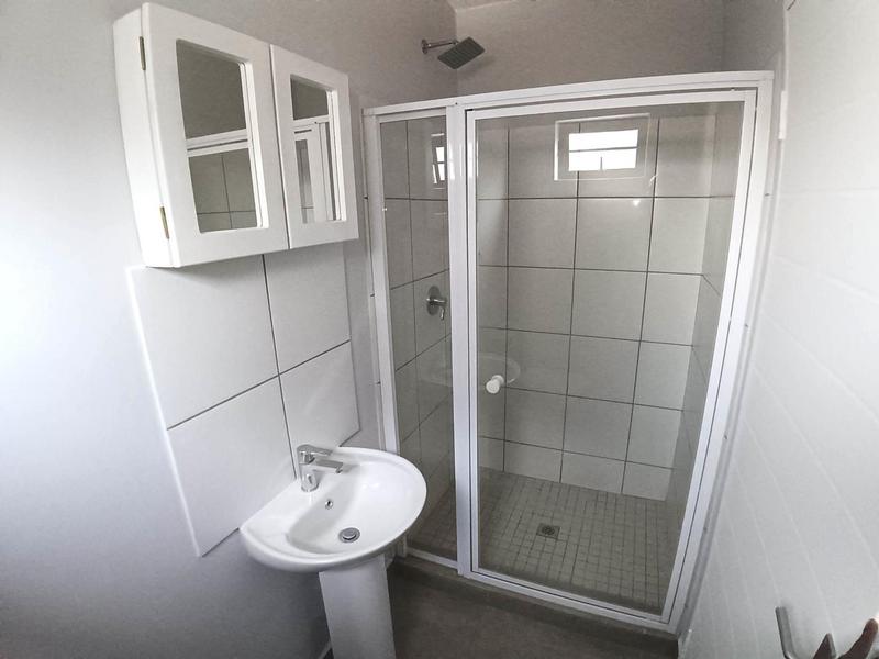 To Let 2 Bedroom Property for Rent in Noordwyk Gauteng