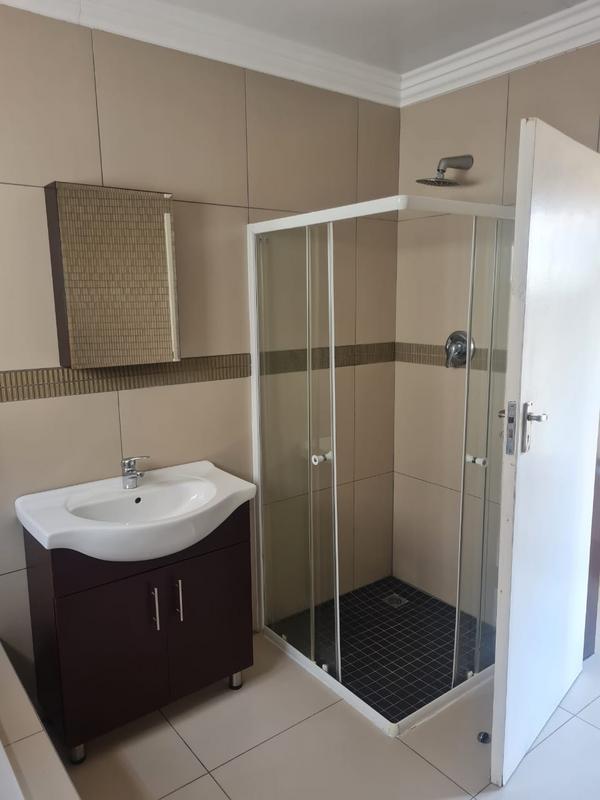 To Let 3 Bedroom Property for Rent in North Riding Gauteng