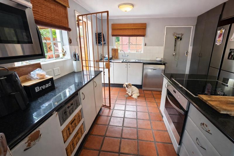 3 Bedroom Property for Sale in Garsfontein Gauteng