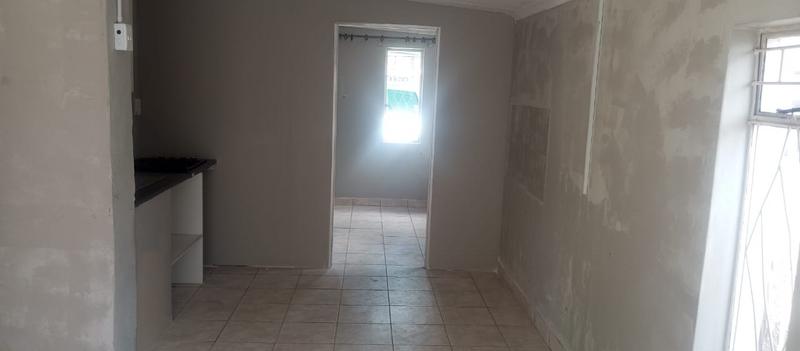 To Let 1 Bedroom Property for Rent in Gezina Gauteng