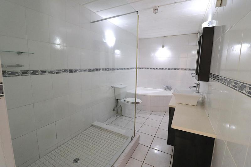 To Let 1 Bedroom Property for Rent in Petervale Gauteng