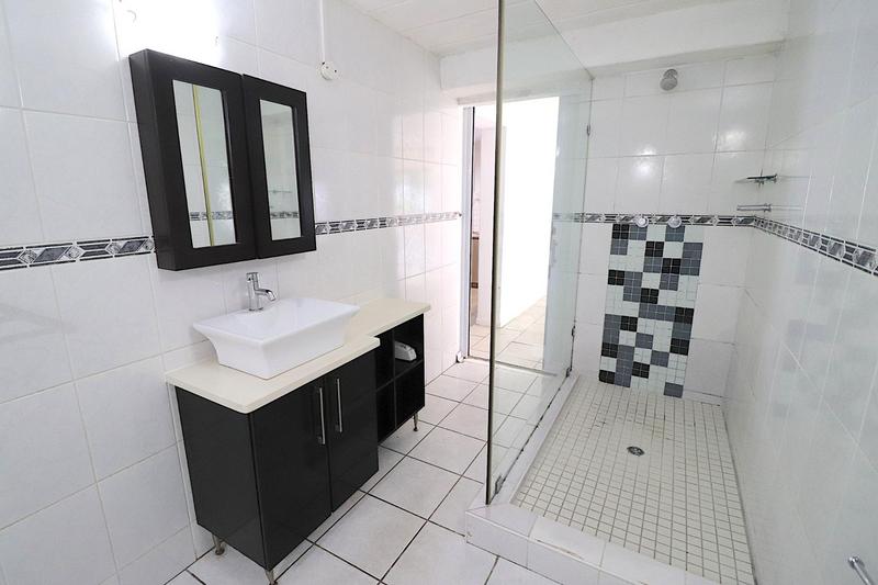 To Let 1 Bedroom Property for Rent in Petervale Gauteng