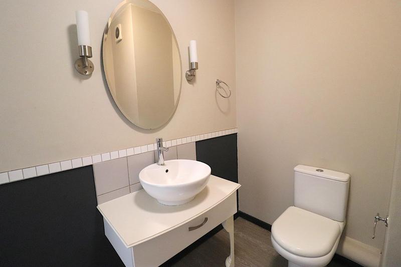 To Let 2 Bedroom Property for Rent in Rivonia Gauteng