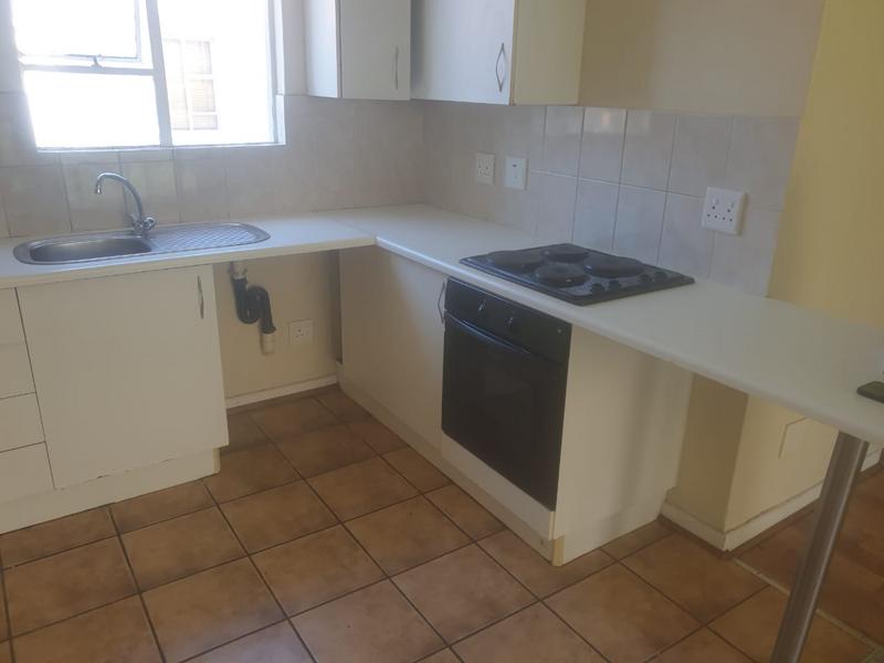 2 Bedroom Property for Sale in Northcliff Gauteng