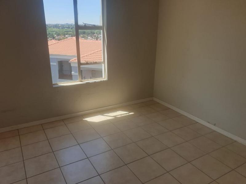 2 Bedroom Property for Sale in Northcliff Gauteng