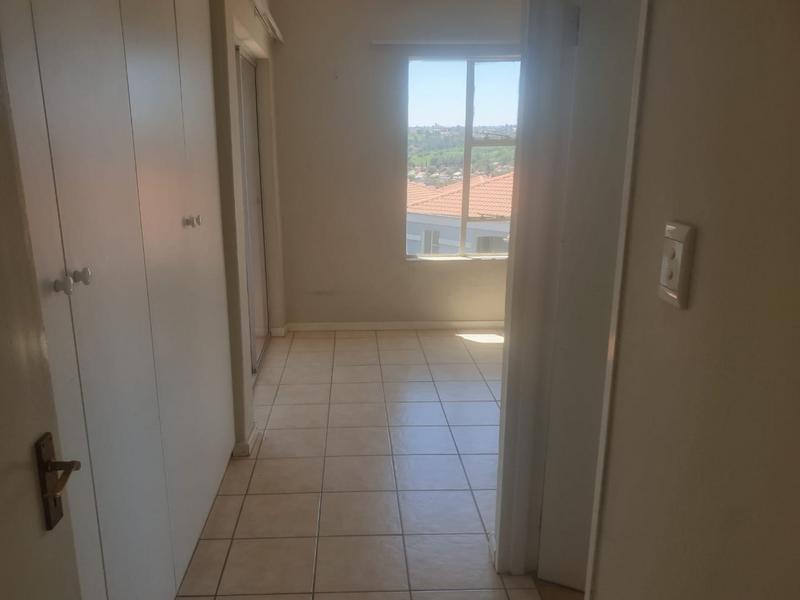 2 Bedroom Property for Sale in Northcliff Gauteng