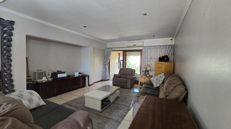2 Bedroom Property for Sale in Bardene Gauteng