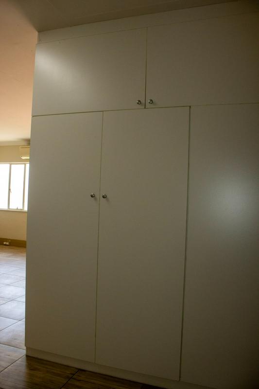 To Let commercial Property for Rent in Helderkruin Gauteng