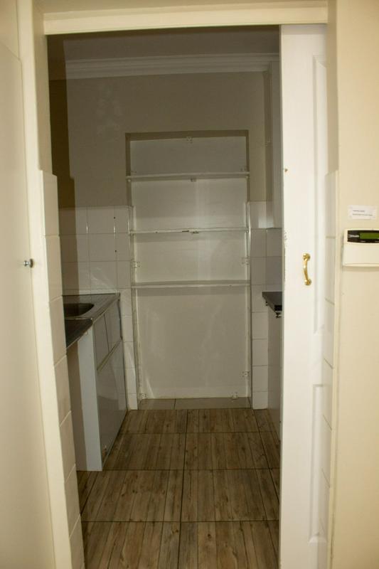 To Let commercial Property for Rent in Helderkruin Gauteng