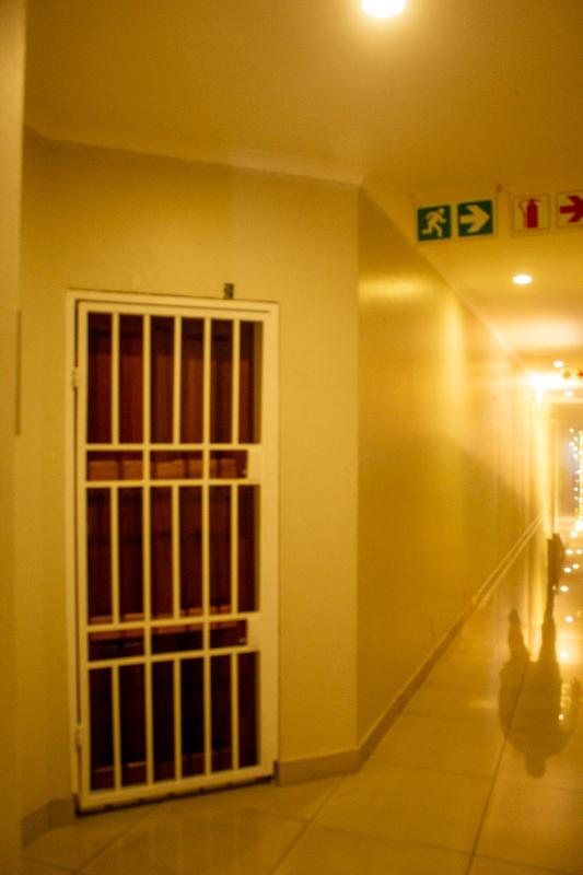 To Let commercial Property for Rent in Helderkruin Gauteng