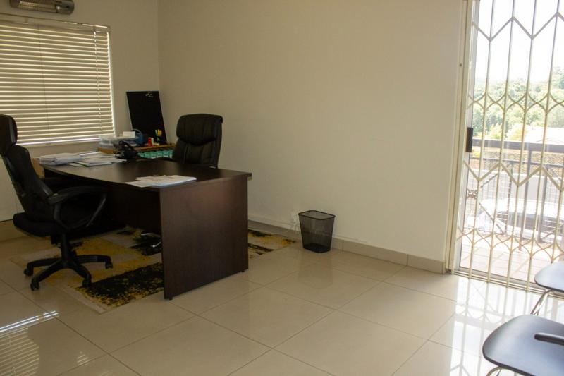 To Let commercial Property for Rent in Helderkruin Gauteng