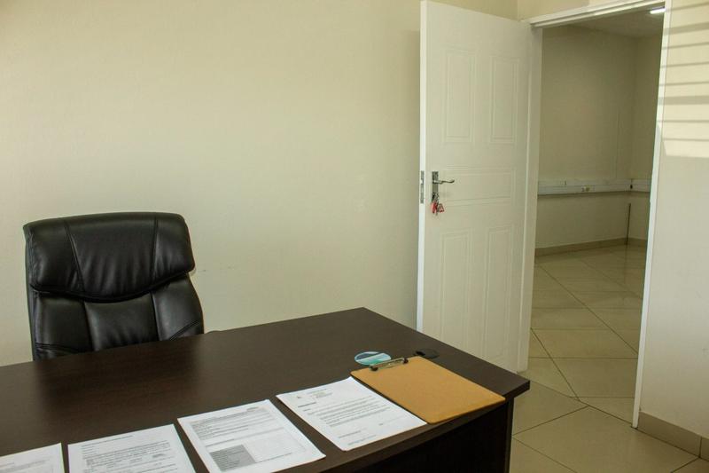 To Let commercial Property for Rent in Helderkruin Gauteng