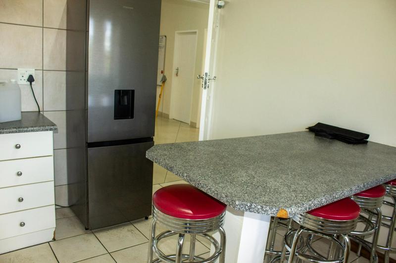 To Let commercial Property for Rent in Helderkruin Gauteng