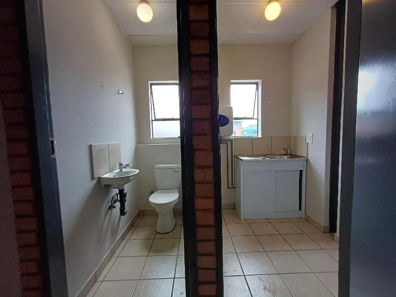 To Let commercial Property for Rent in Hennopspark Gauteng